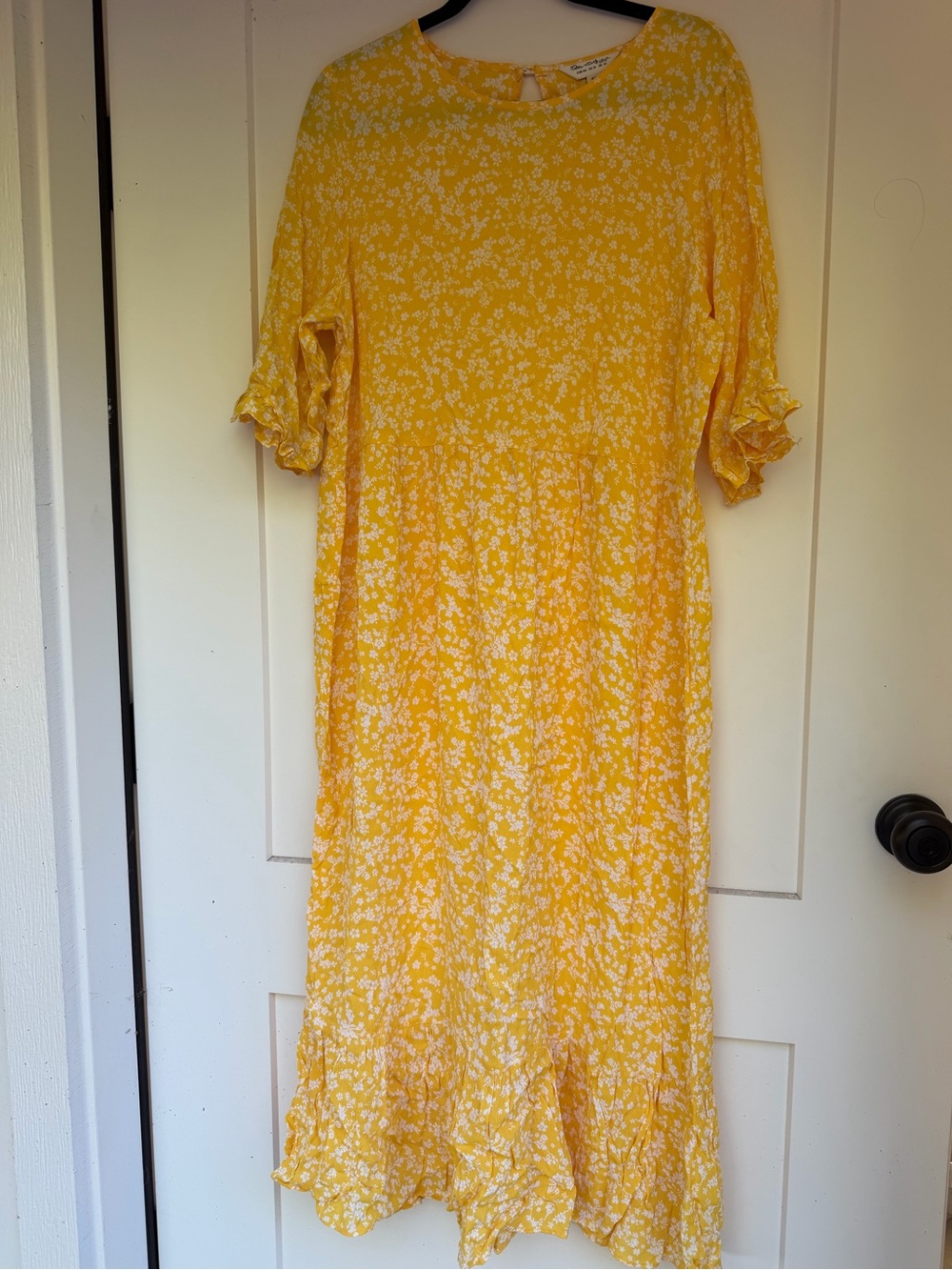yellow w white floral print midi dress